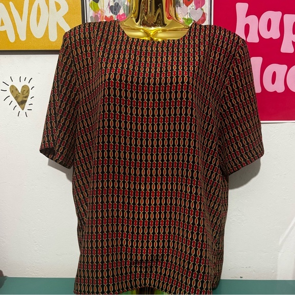 Modern Essentials Black & Red Chain Print Blouse - Size L - Picture 1 of 3